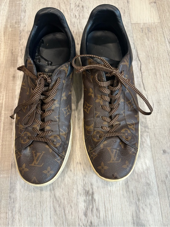 Louis Vuitton Other - Louis Vuitton Brown Monogram Canvas Low-Top Sneakers